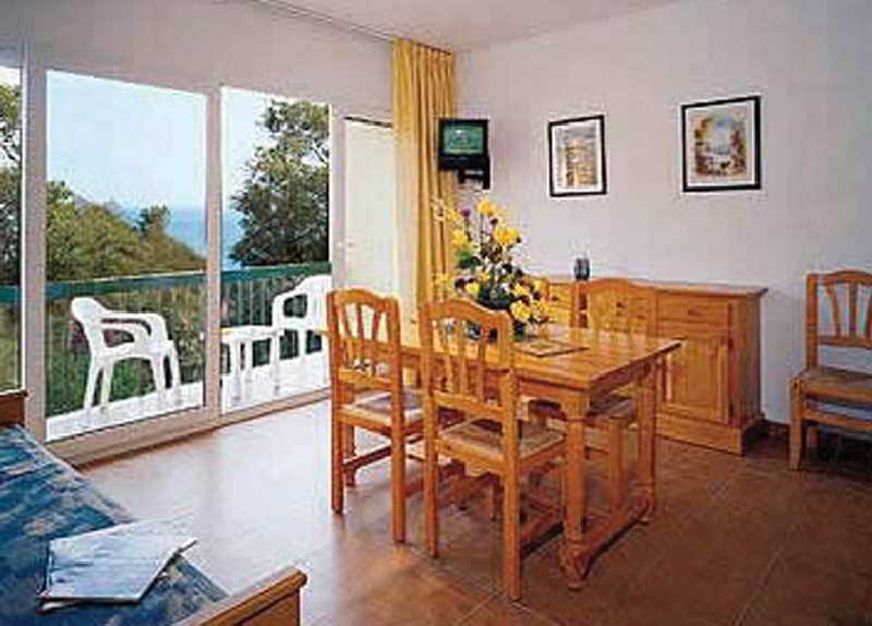 Albamar Apartaments Льорет-де-Мар Экстерьер фото