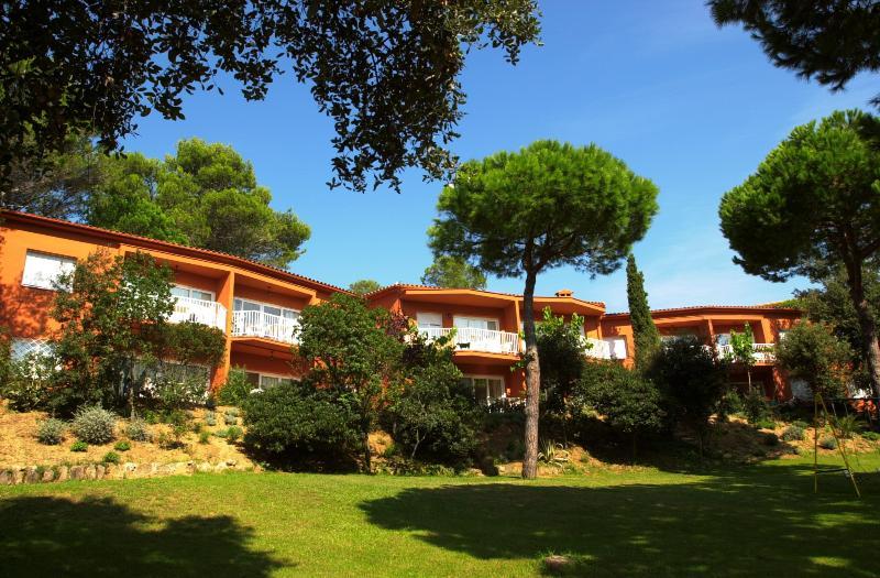 Albamar Apartaments Льорет-де-Мар Экстерьер фото
